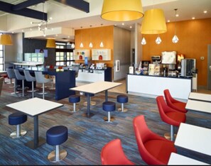 Desayuno buffet incluido todos los días