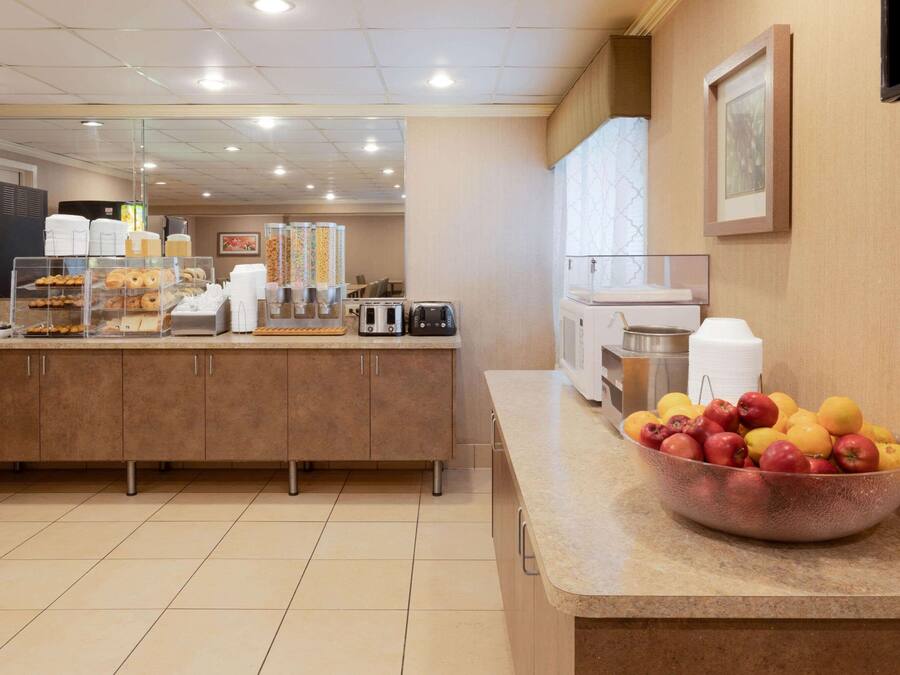 Free daily on-the-go breakfast