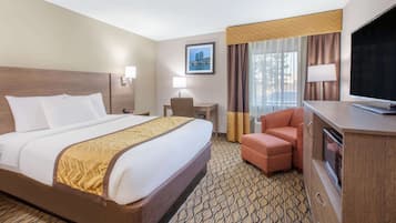 1 bedroom, desk, laptop workspace, blackout drapes