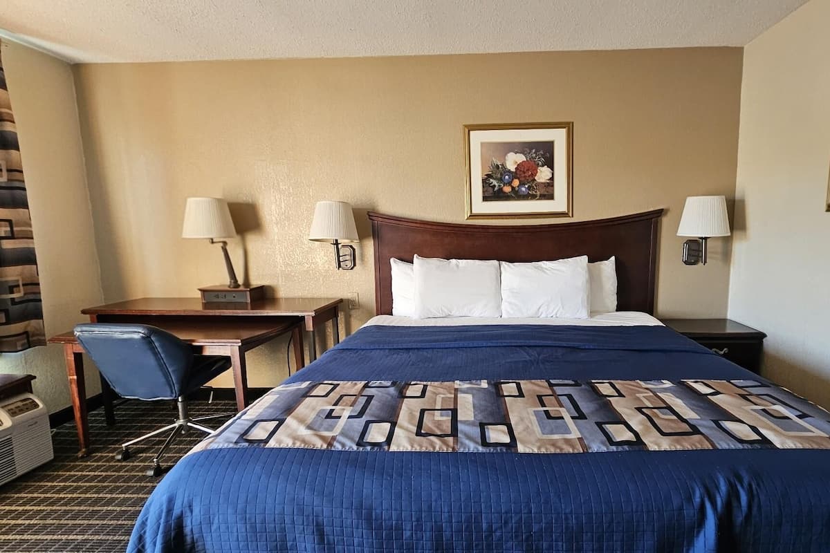 Room, 1 King Bed, Accessible, Non Smoking | Desk, iron/ironing board, free WiFi, bed sheets