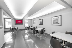 包含每日外带式早餐