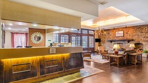 Lobby - Radford Inn (Radford)