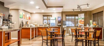 沙加緬度會議中心凱藝飯店