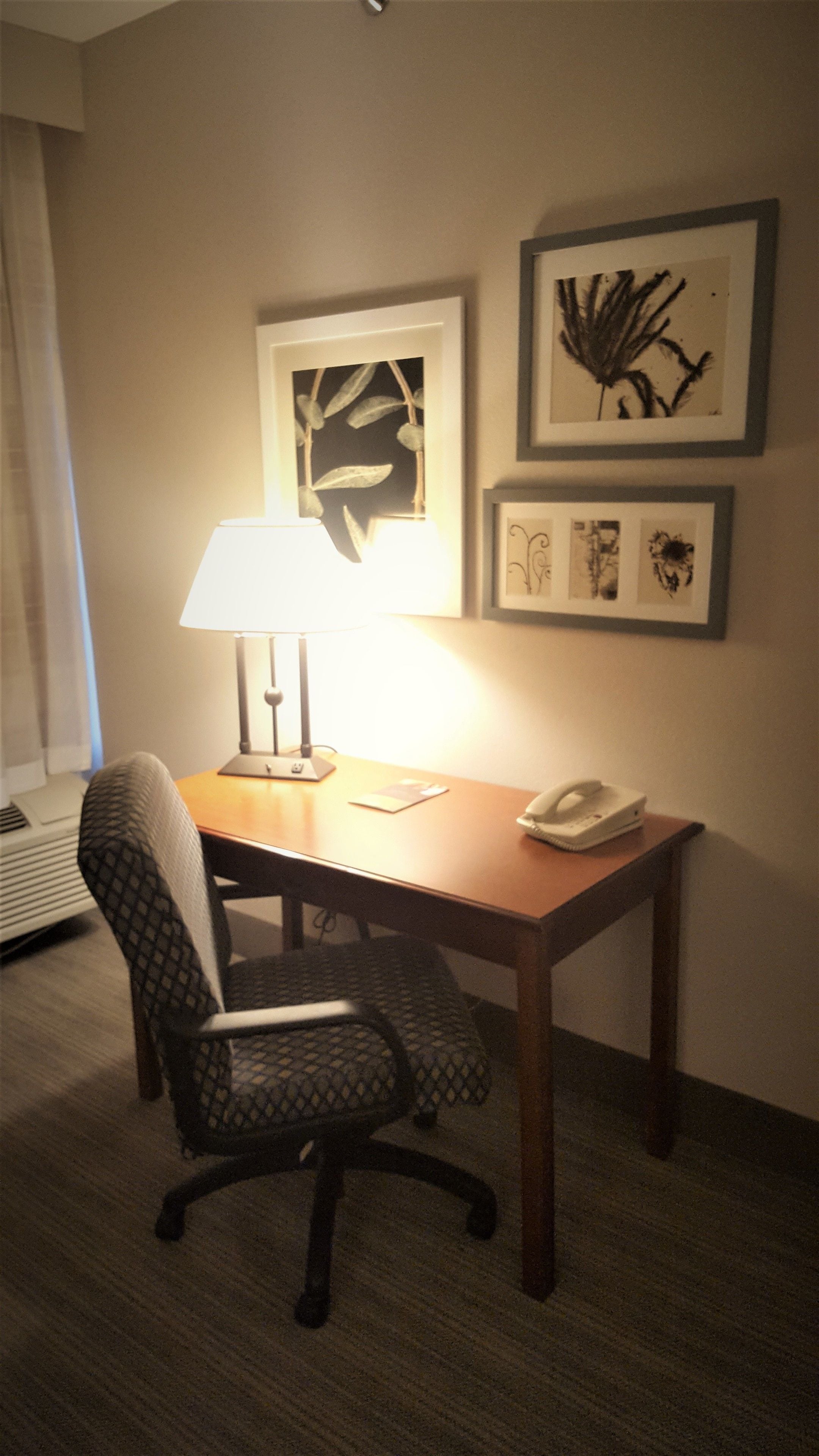 room, 1 king bed, non smoking | 1 bedroom, premium bedding, blackout curtains, iron/ironing board