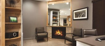 Country Inn & Suites by Radisson, Bryant (Little Rock), AR