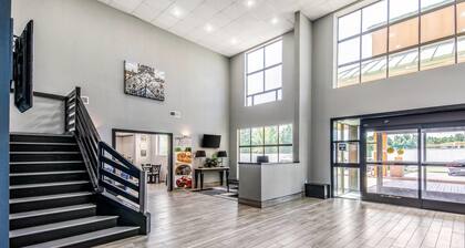 Quality Suites Maumelle - Little Rock Northwest