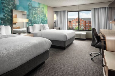 Courtyard by Marriott Indianapolis at the Capitol