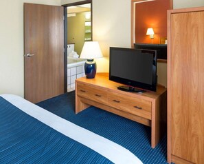 Suite, 1 King Bed, Non Smoking | In-room safe, desk, laptop workspace, iron/ironing board - Quality Inn Lakeville North (Lakeville)