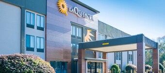 La Quinta Inn & Suites by Wyndham Fayetteville I-95