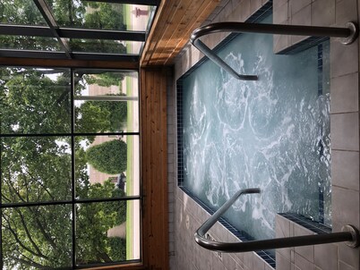 Baymont Inn & Suites by Wyndham Mukwonago