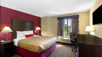 Room, 1 Queen Bed, Non Smoking | In-room safe, desk, laptop workspace, blackout drapes