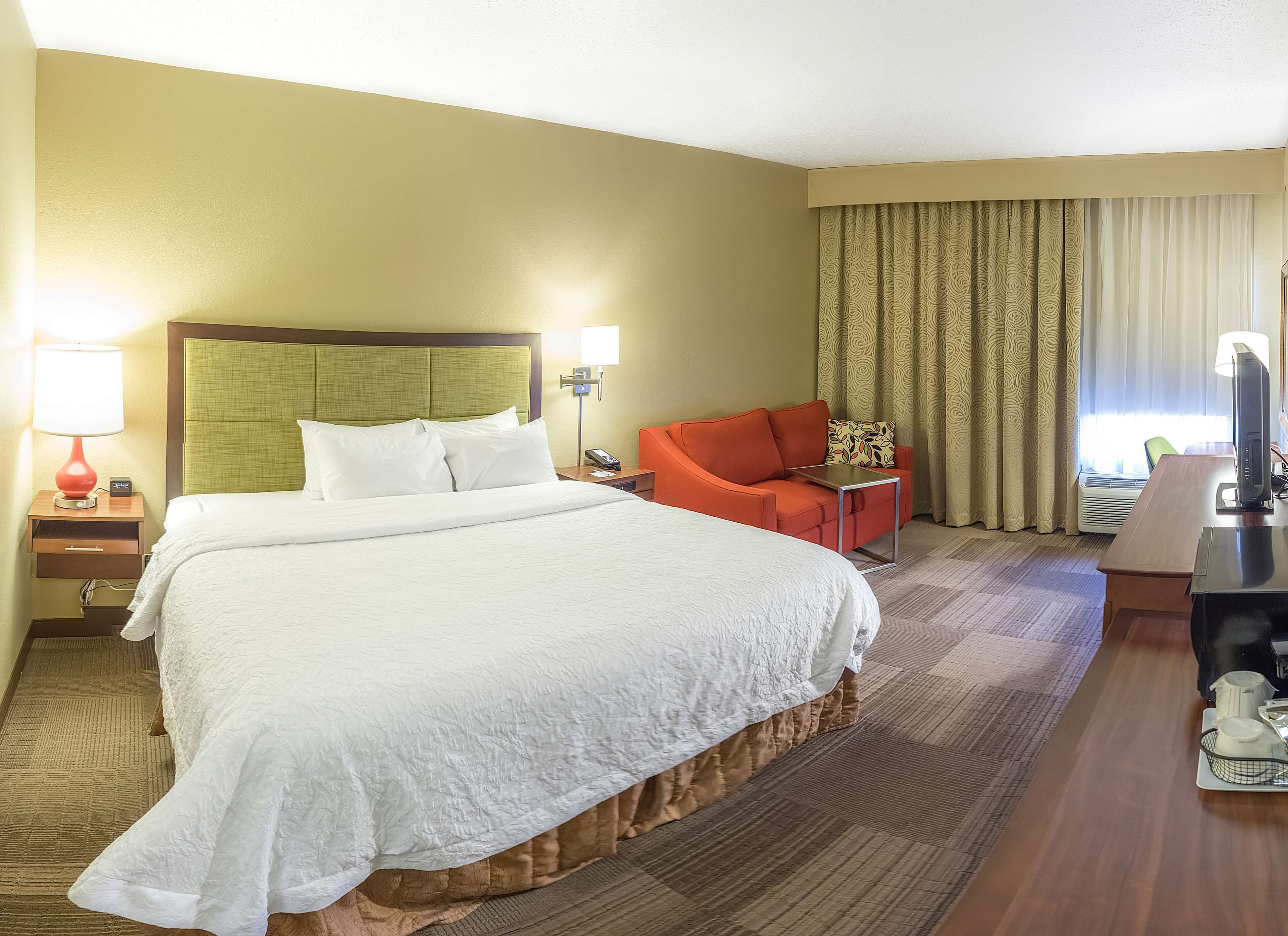 in-room safe, iron/ironing board, free cots/infant beds