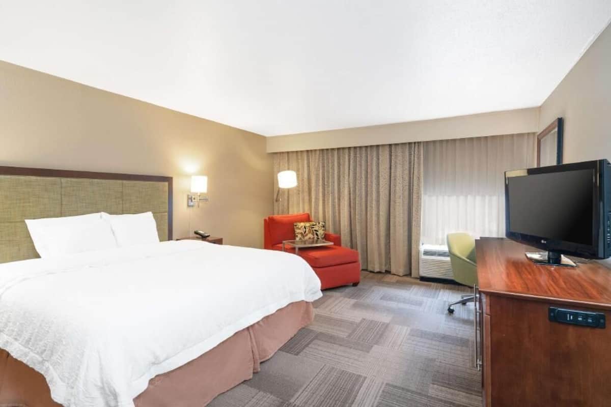 In-room safe, iron/ironing board, free cots/infant beds