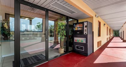 Americas Best Value Inn Montezuma