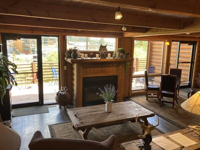 The Boulder Creek Lodge