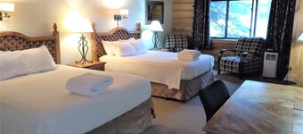 The Boulder Creek Lodge