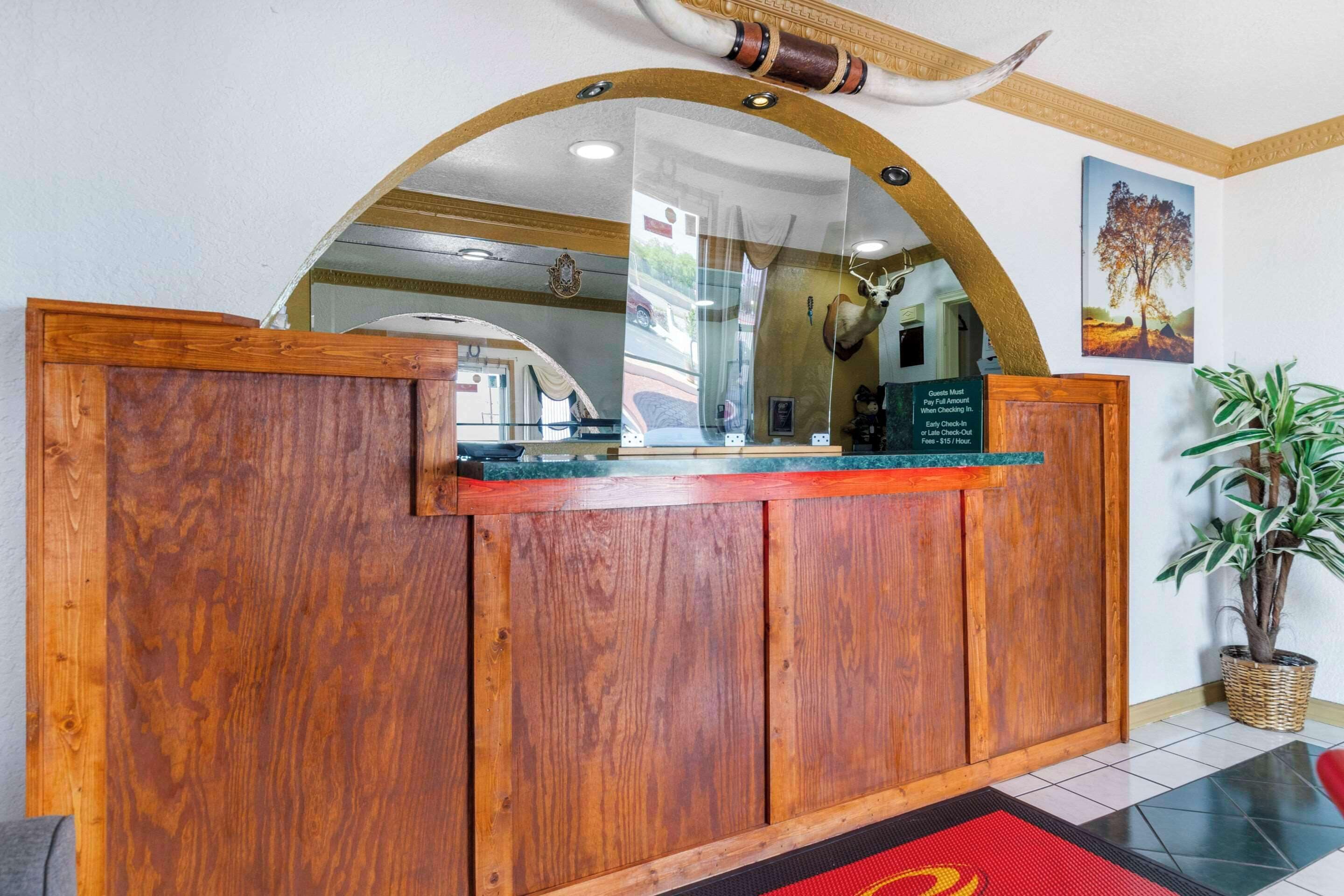 Photo - Econo Lodge Inn & Suites Near Lackland AFB