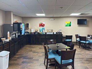 Free daily continental breakfast - Quality Inn & Suites Exmore - Eastern Shore (Exmore)