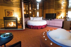 Cupid's Suite | Blackout drapes, iron/ironing board, free WiFi, bed sheets