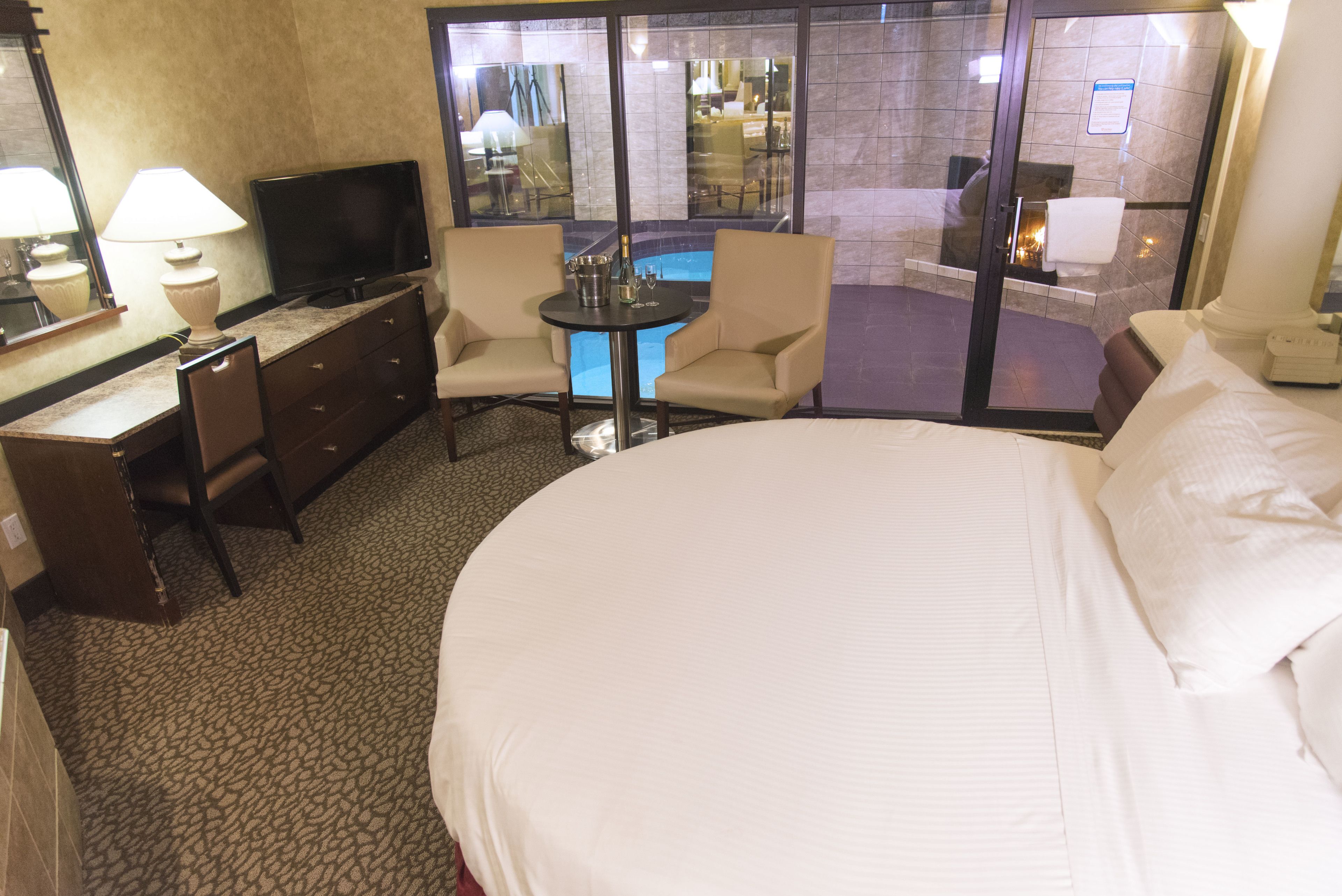 标准房, 1 张特大床 | 遮光窗帘、熨斗/熨衣板、免费 WiFi、床单