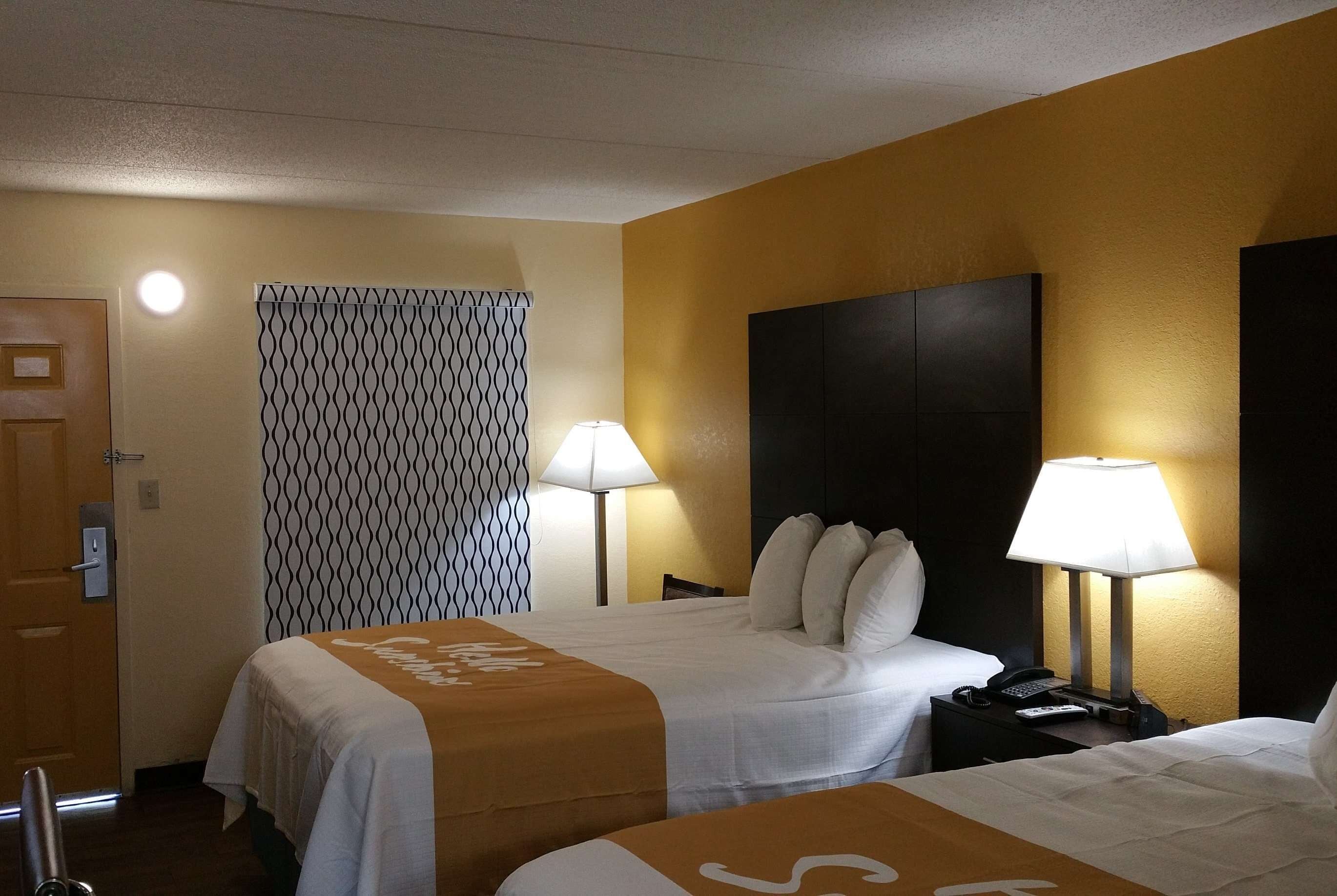 Photo - Days Inn by Wyndham Ridgeland South Carolina