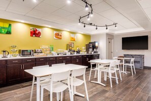 Desayuno continental incluido todos los días