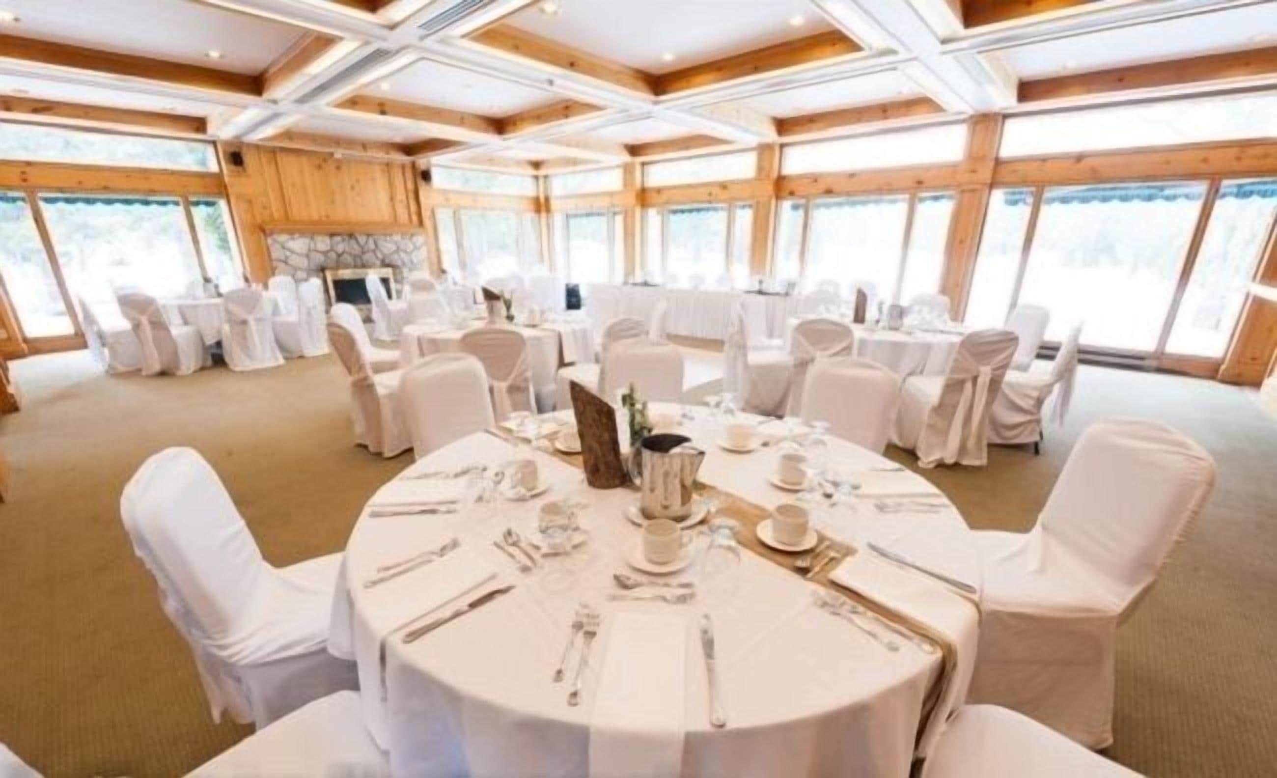 Indoor wedding
