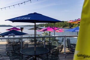 3 restaurantes, café da manhã, culinária americana