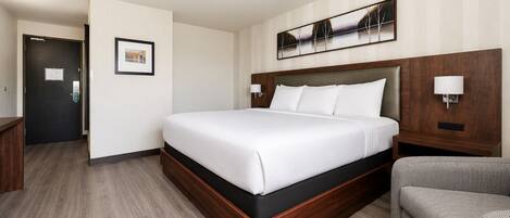 Habitación estándar, 1 cama King size, para no fumadores | Ropa de cama de alta calidad y caja de seguridad en la habitación