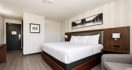 Quality Inn and Conference Centre