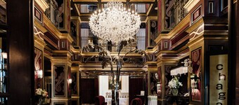 Windsor Arms Hotel
