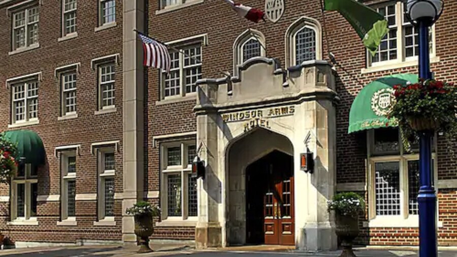 Windsor Arms Hotel