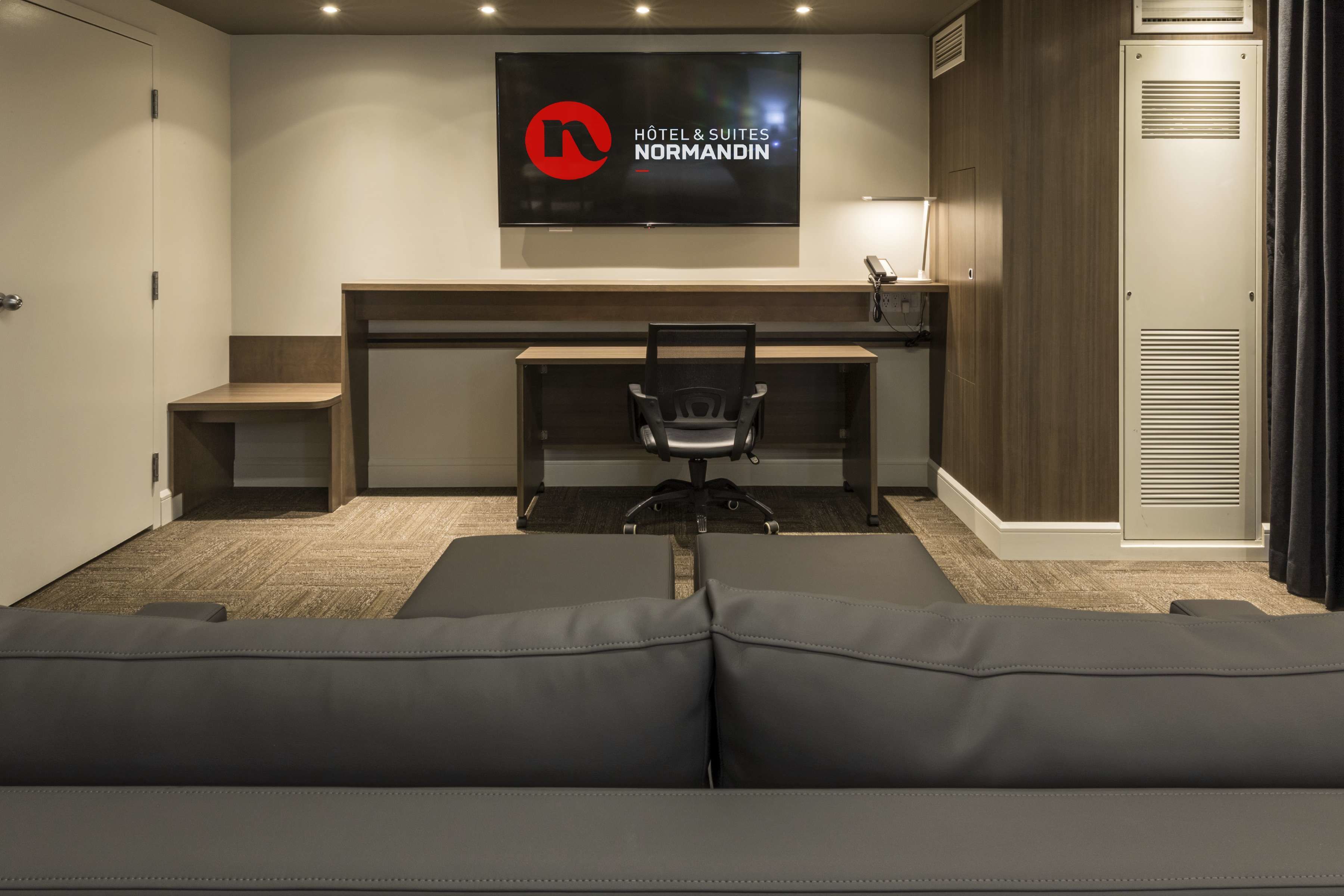 loft suite-double occupancy | living area | lcd tv