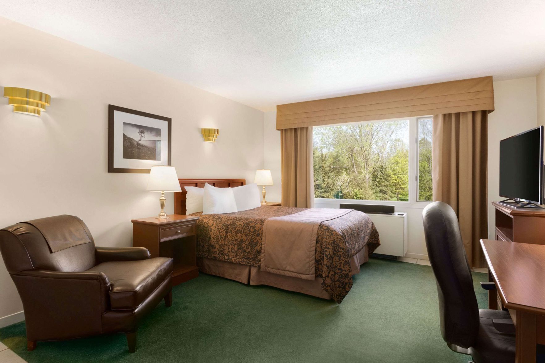 Desk, blackout curtains, iron/ironing board, free cots/infant beds