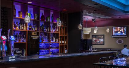 Paradise Inn & Conference Centre