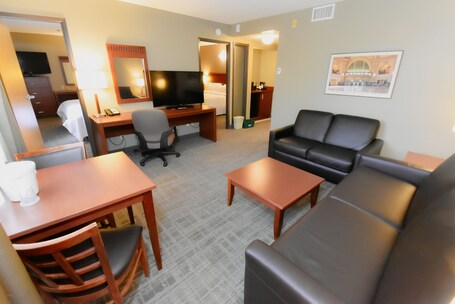 Canad Inns Destination Centre Fort Garry - Image 5