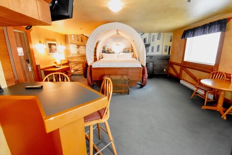Canad Inns Destination Centre Fort Garry - Image 45