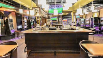 2 barer/lounger og pub