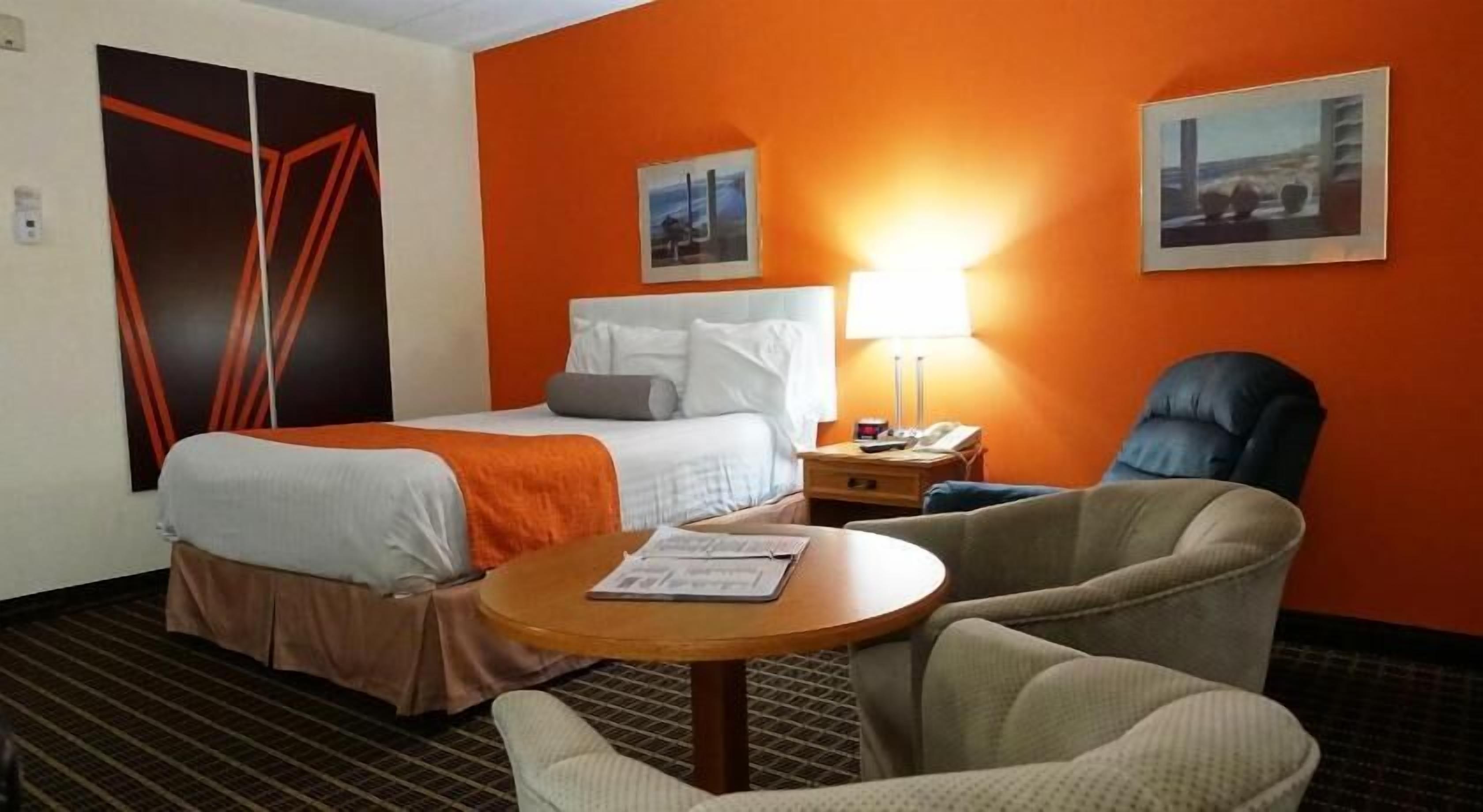 Ruang kerja komputer riba, langsir/tirai gelap terus 