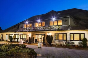 Exterior - Hotel Am Sachsengang (Gross-Enzersdorf)