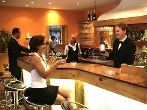 Bar (in der Unterkunft)
