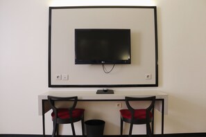Executive Double Room | Television