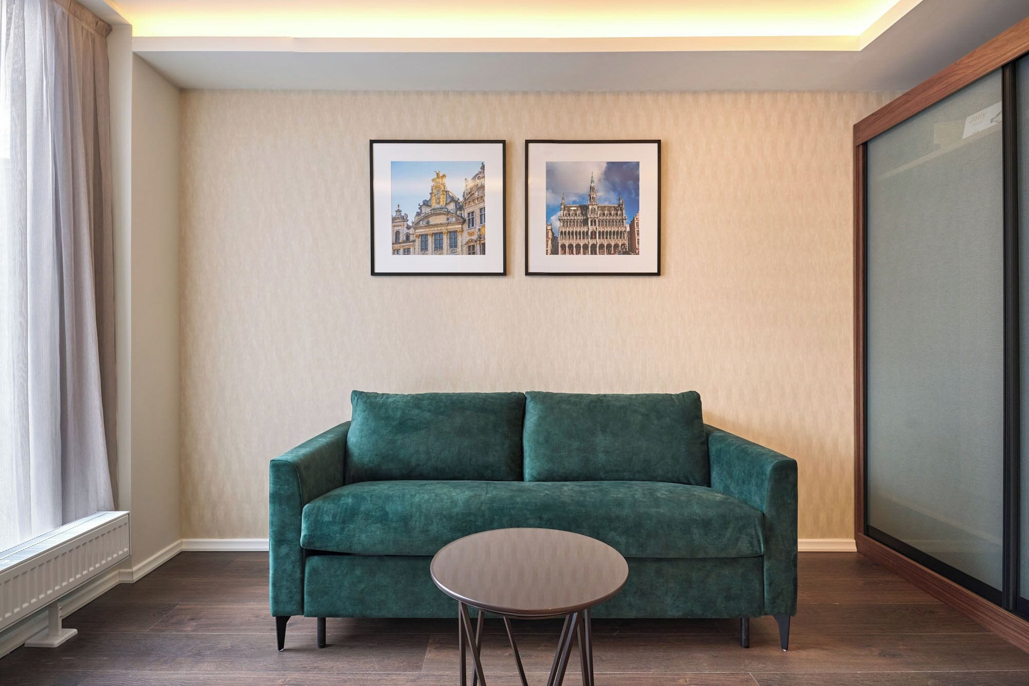 Junior Suite | Minibar, in-room safe, desk, iron/ironing board