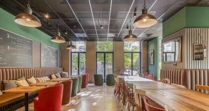 Catalonia Grand Place