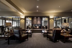 Lobby sitting area - Eurotel Lanaken - Different Hotels (Lanaken)