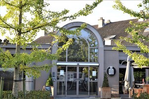 Πρόσοψη καταλύματος