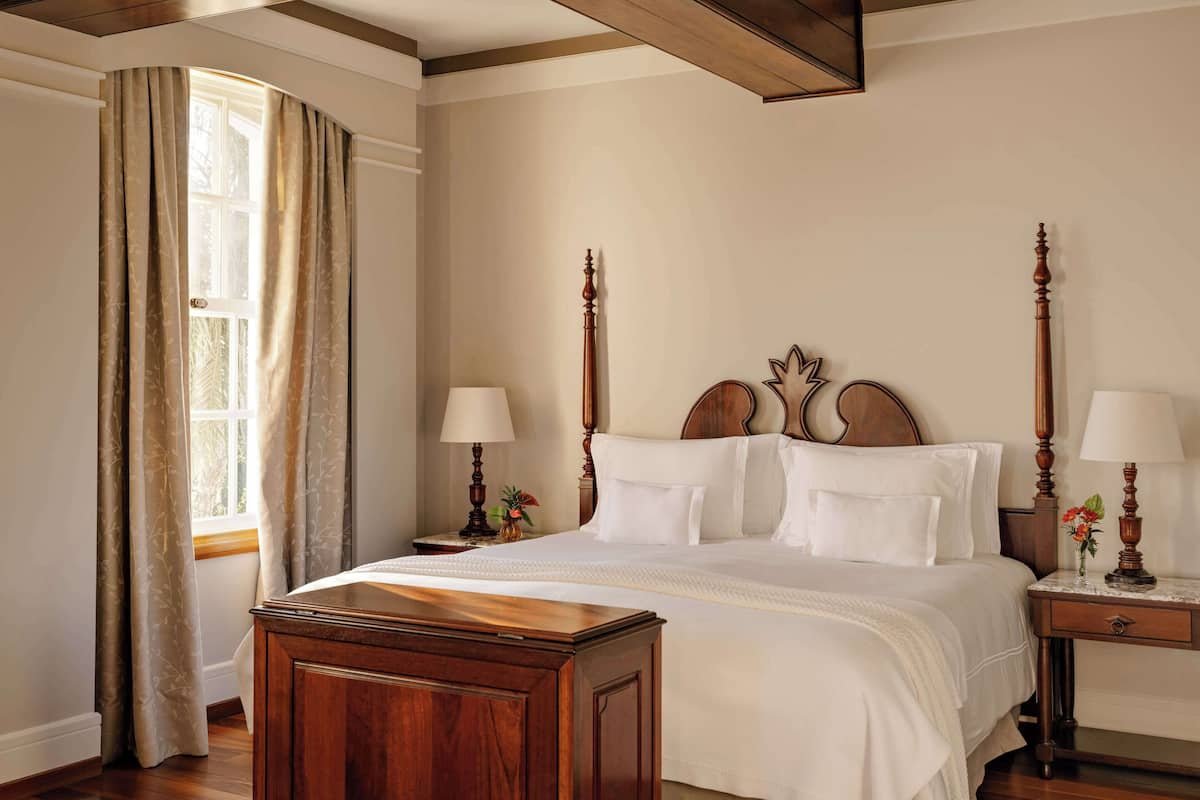 Suite, Tower | Hypo-allergenic bedding, free minibar, in-room safe, blackout drapes