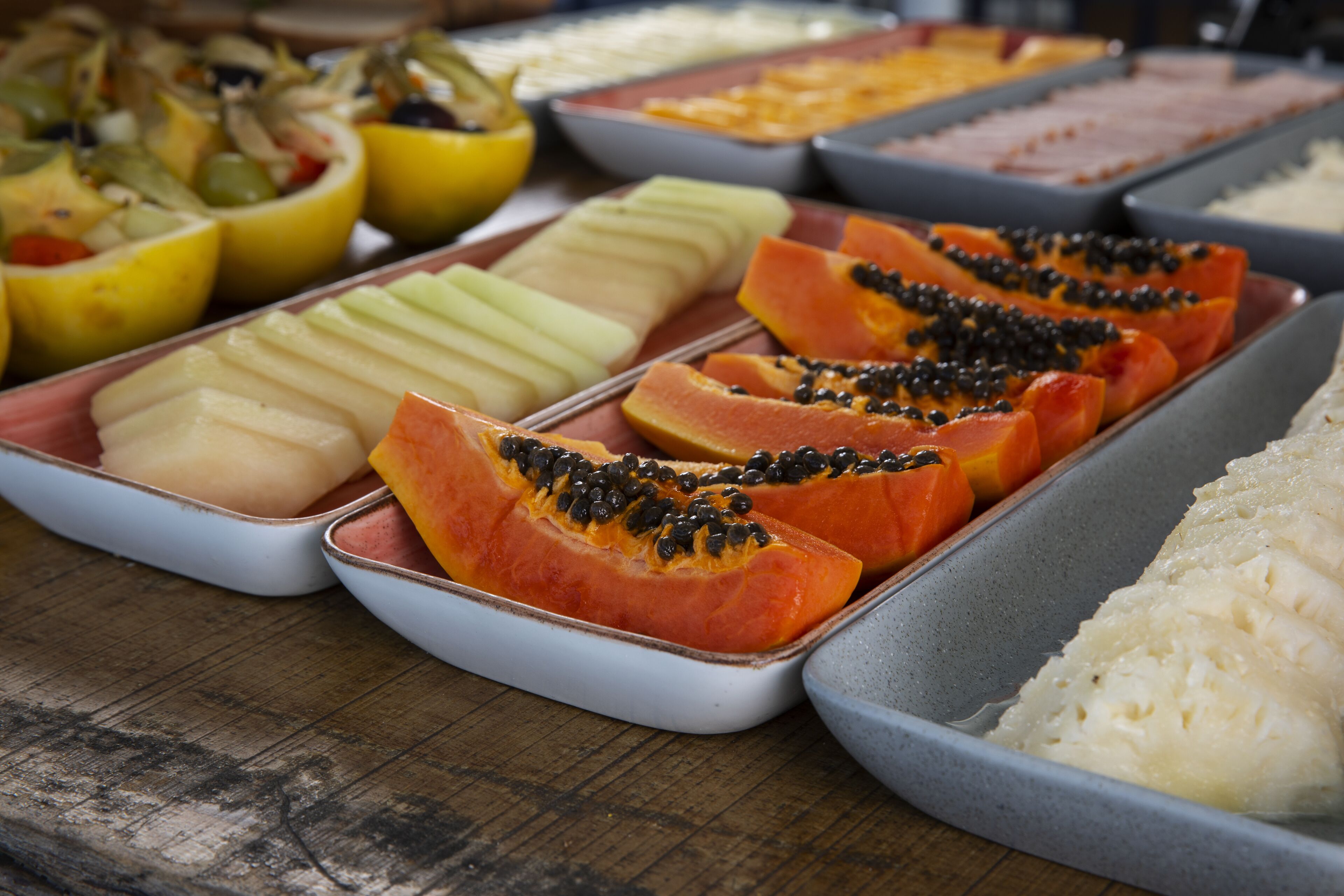 daily buffet breakfast (brl 92.40 per person)