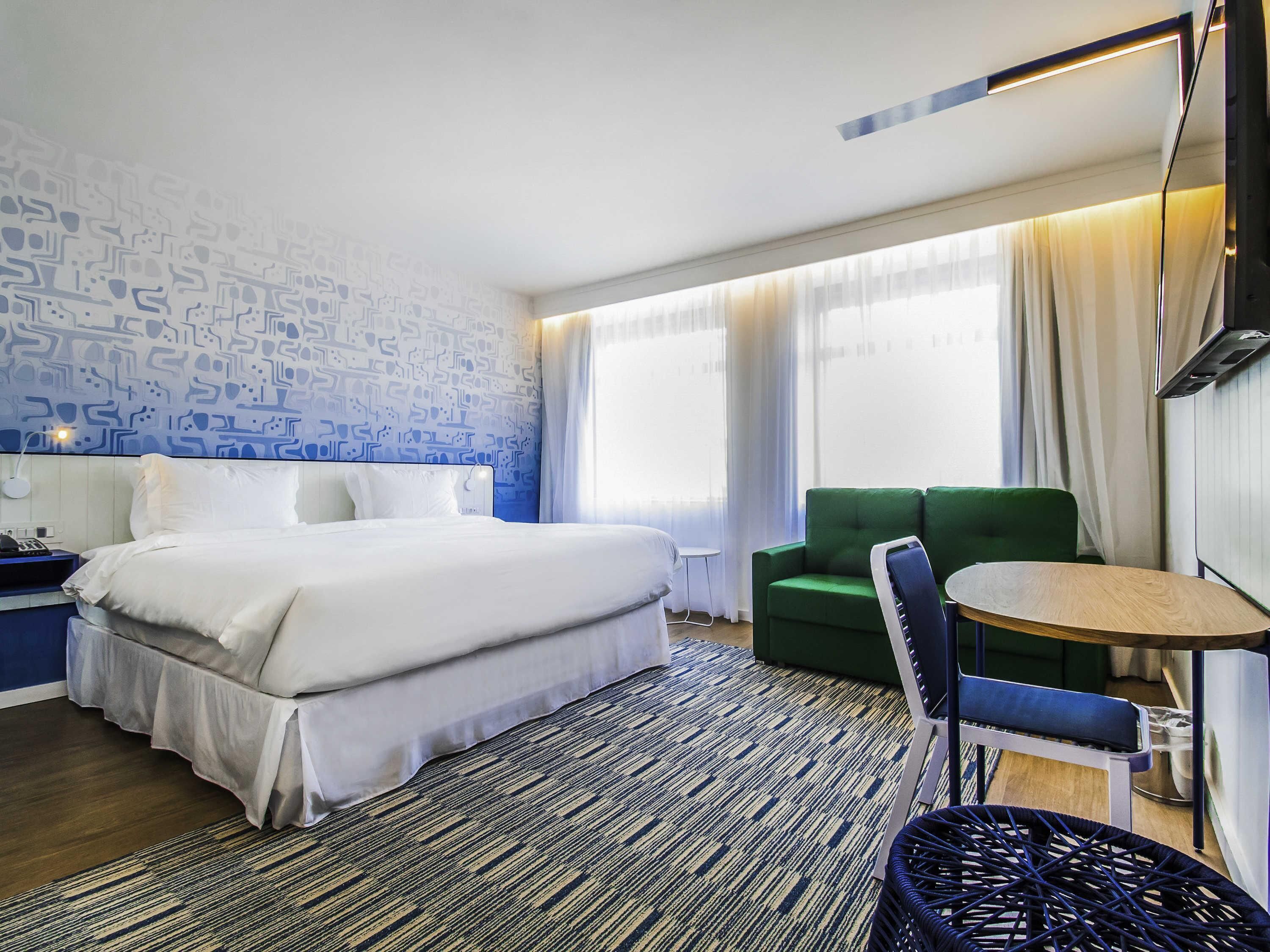Family Room, 1 Queen Bed with Sofa bed | Minibar, in-room safe, laptop workspace, free cots/infant beds