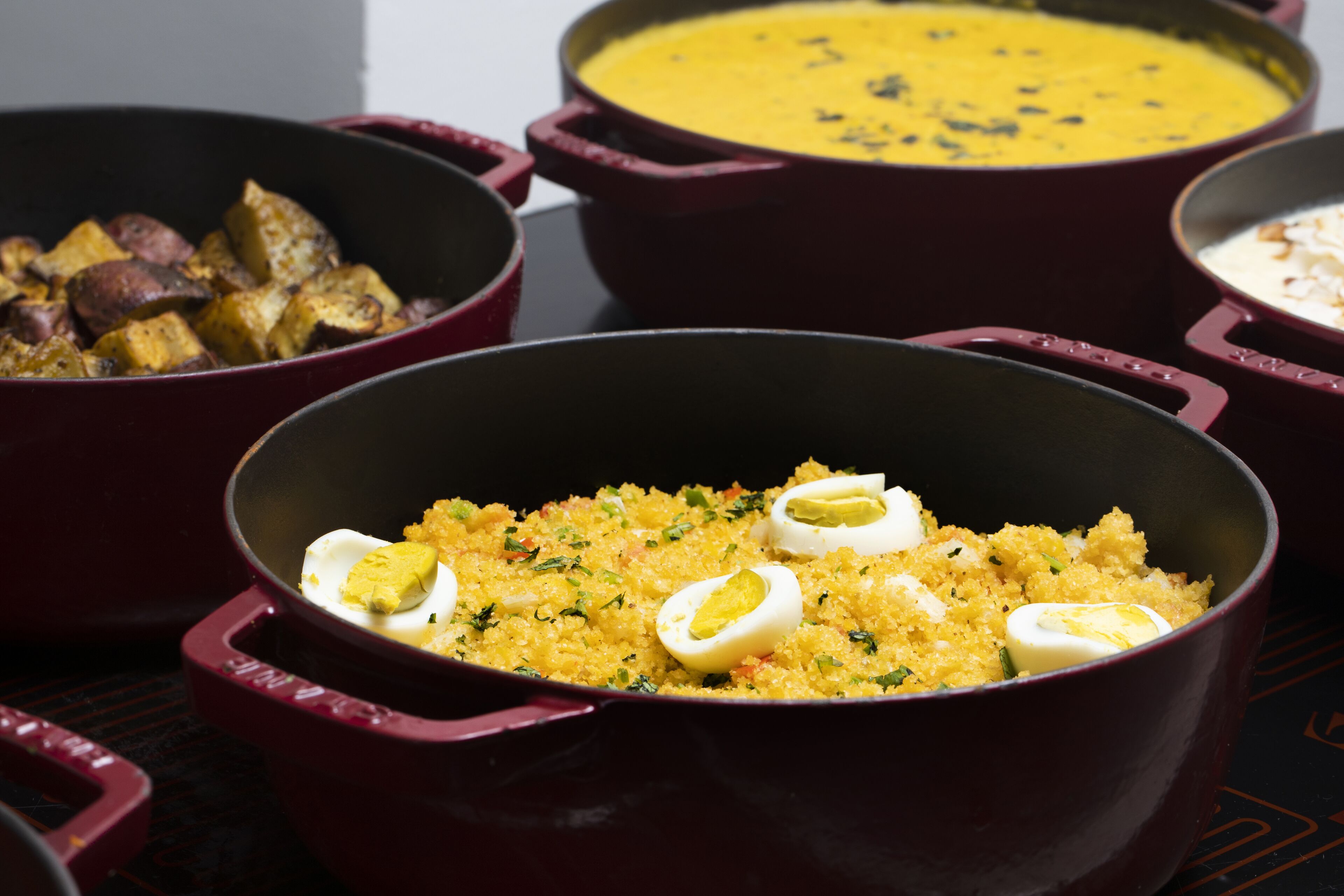 daily buffet breakfast (brl 92.40 per person)